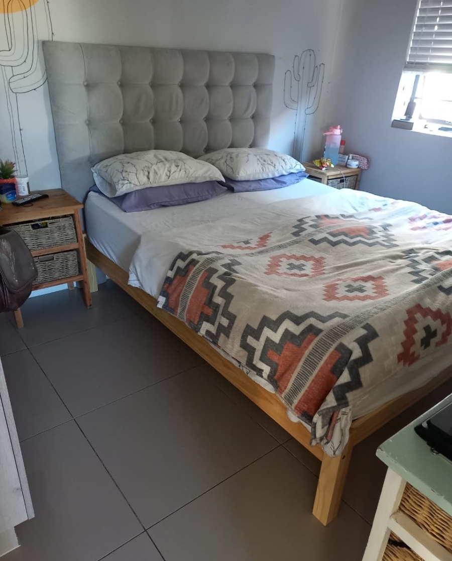 2 Bedroom Property for Sale in Fairview Eastern Cape